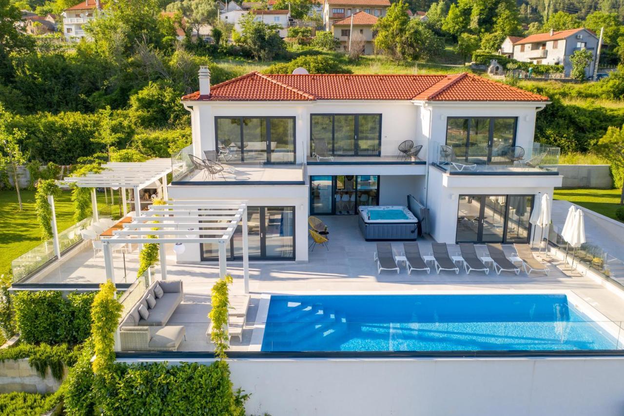 Villa Elegance Sinj Kültér fotó